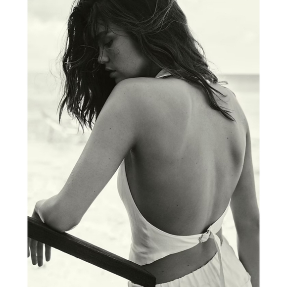 J.Crew Open-back vest in linen-cupro blend - Picture 2 of 16